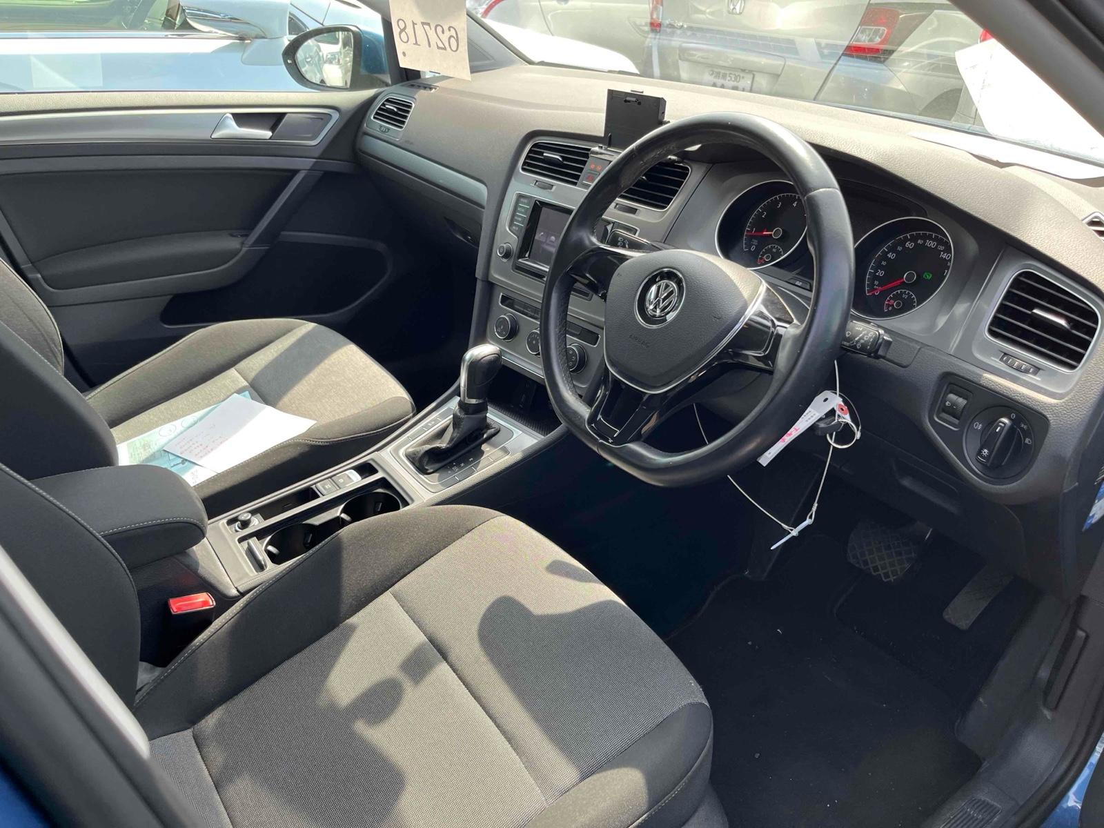 Volkswagen Golf TSITORENBMOSHON TECH