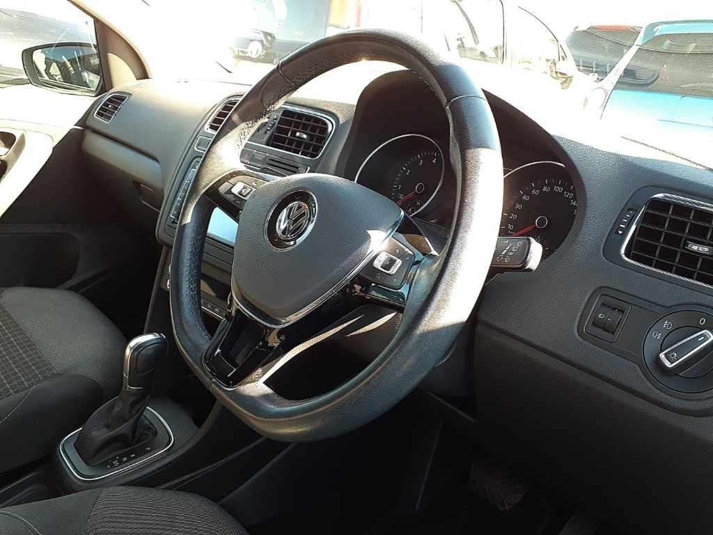 Volkswagen Polo TSI COMFORT LINE