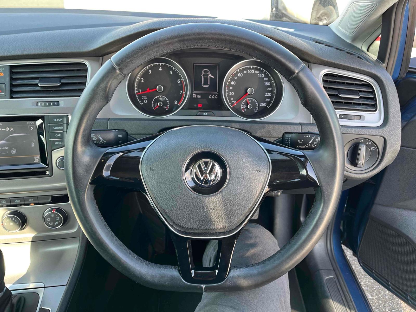 Volkswagen GOLF 5D TSITORENBMOSHON TECH