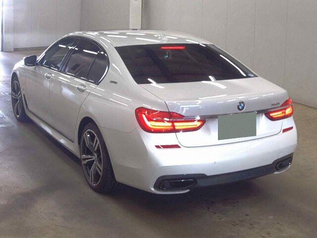 BMW 7 Series 740E IPERFORMANCE M-SPORT