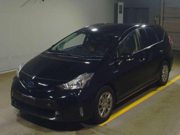 Toyota Prius ALPHA S TUNE BLACK 2