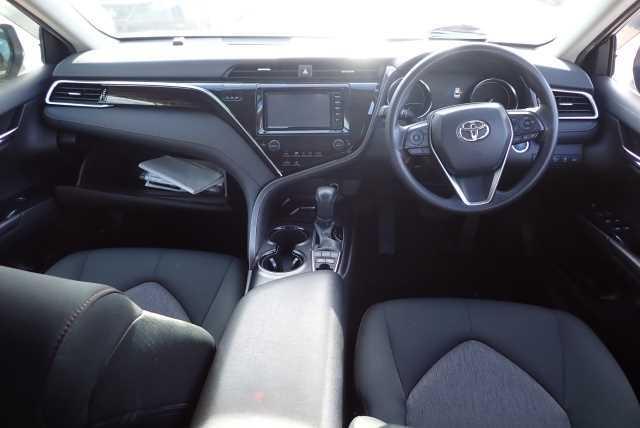 Toyota Camry  X