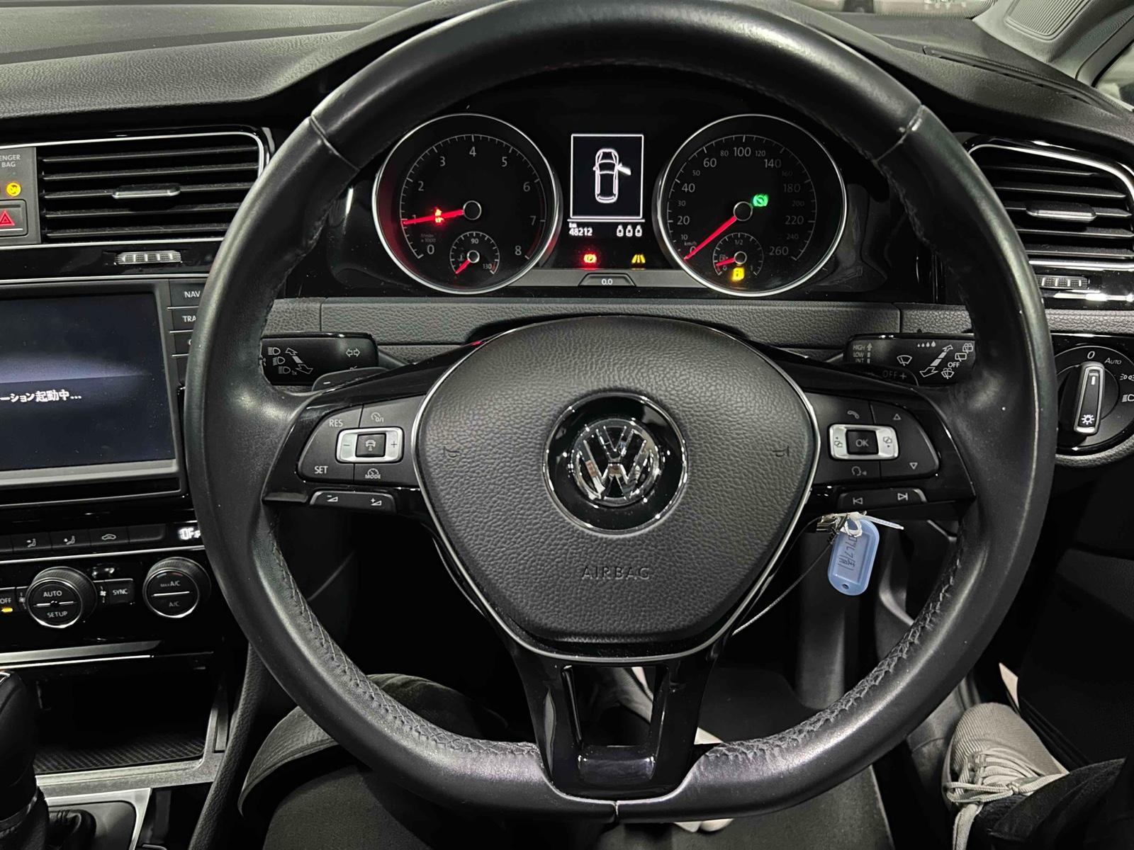 Volkswagen Golf TSI HIGH LINE BLUE TECH
