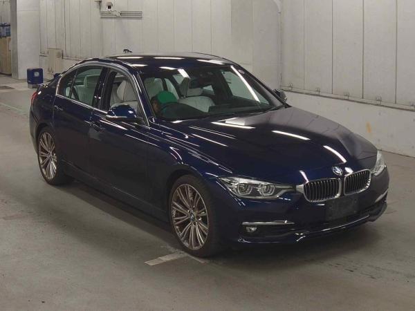 BMW 330E CELEBLATION ED