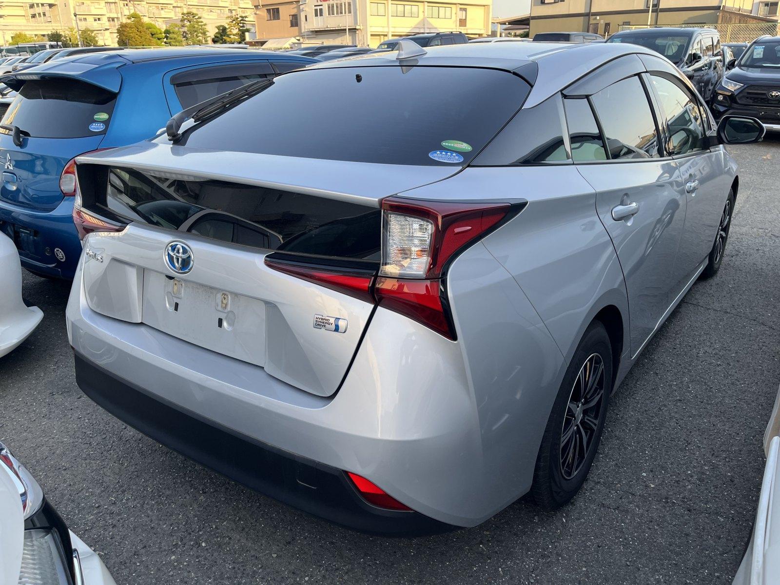 Toyota Prius  S