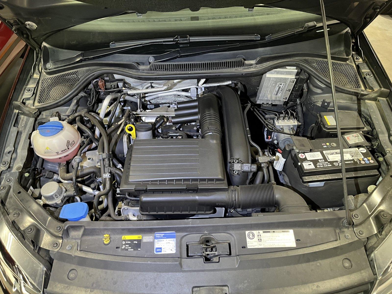 Volkswagen Polo TSI COMFORT LINE