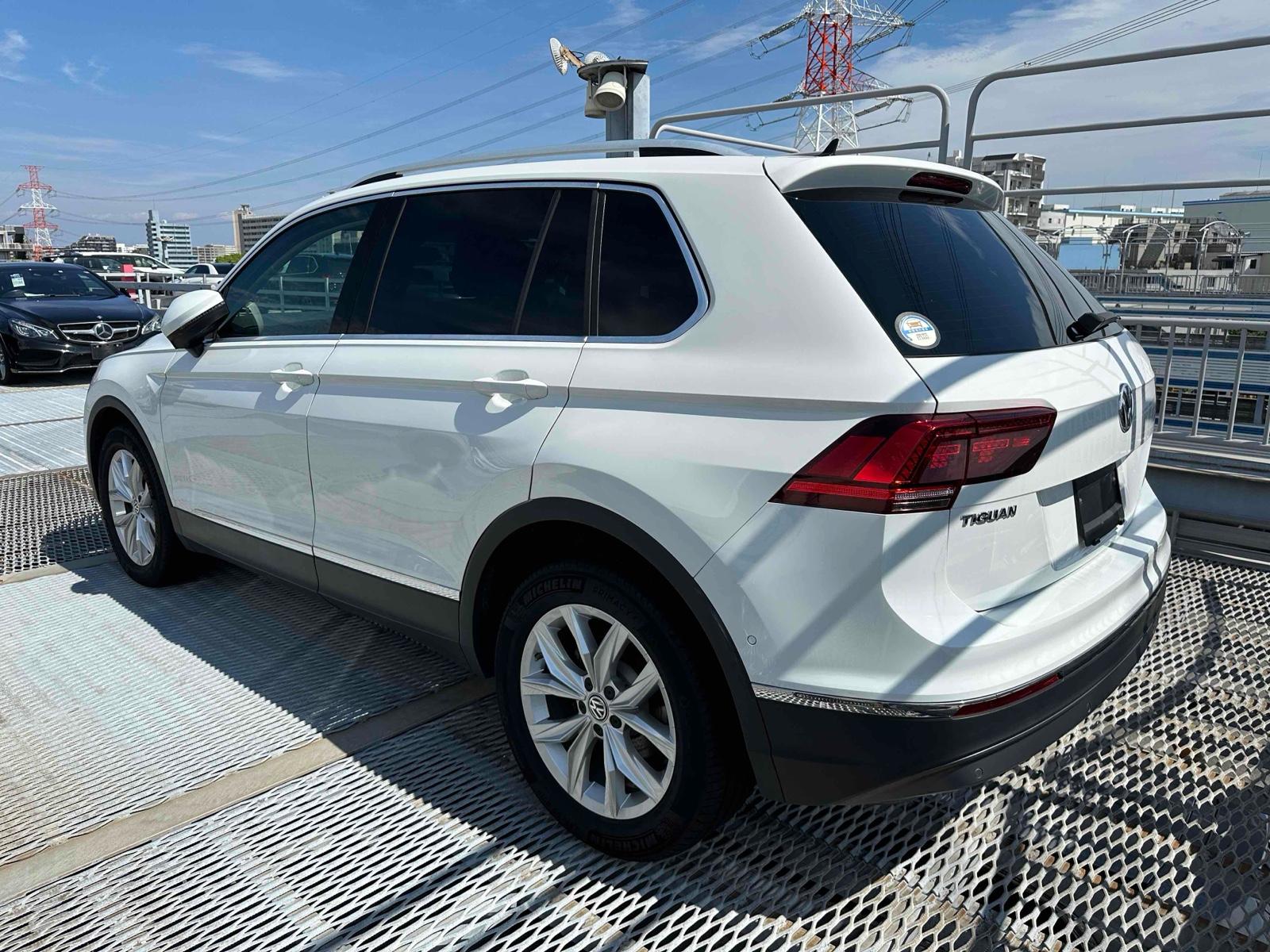 Volkswagen Tiguan TDI 4MOTION HIGH LINE