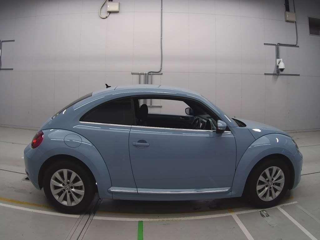 Volkswagen THE BEETLE DESIGN