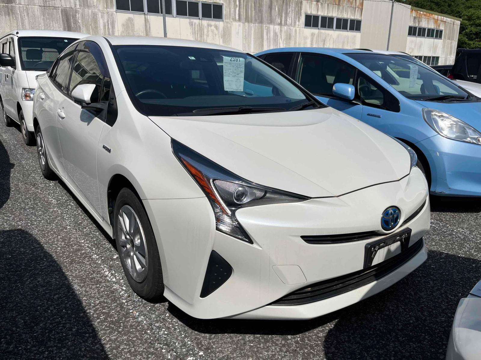 Toyota Prius  S TSS