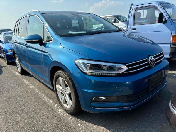 Volkswagen GOLF TOURAN TDI HIGH LINE