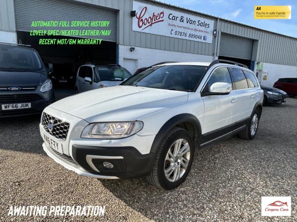 Volvo XC70 2.4 D5 SE Nav Estate 5dr Diesel Auto AWD Euro 6 (s/s) (220 ps)