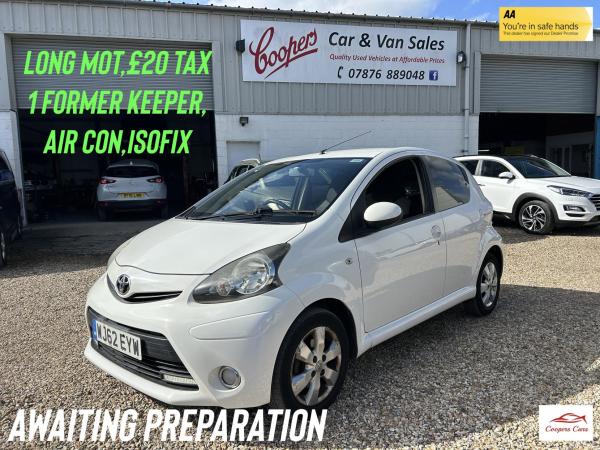 Toyota AYGO 1.0 VVT-i Fire Hatchback 5dr Petrol Manual Euro 5 (67 ps)