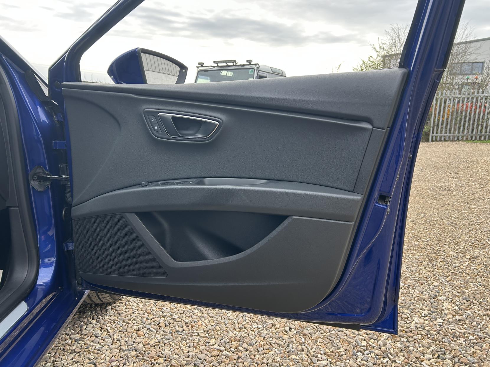 SEAT Leon 2.0 TDI XCELLENCE Technology Hatchback 5dr Diesel Manual Euro 6 (s/s) (150 ps)