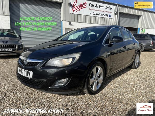 Vauxhall Astra 2.0 CDTi SRi Hatchback 5dr Diesel Auto Euro 5 (165 ps)
