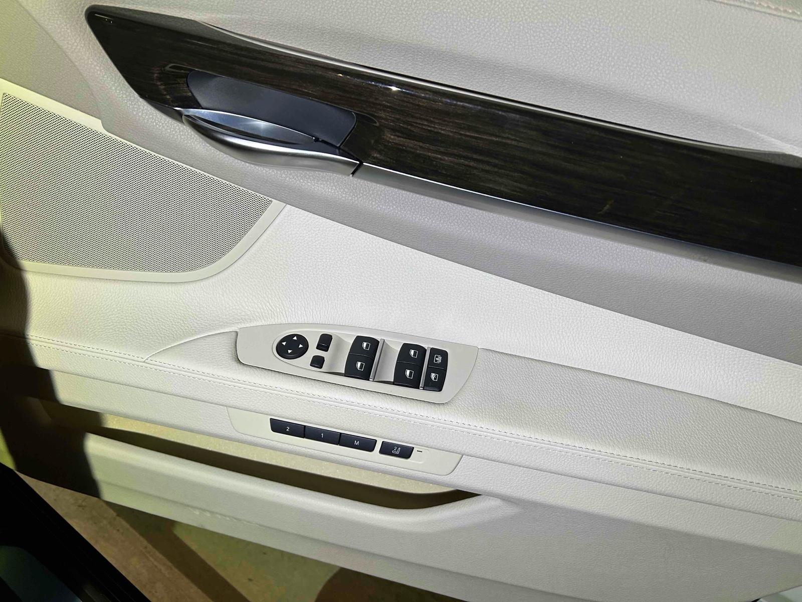 BMW 7 Series 3.0 740i M Sport Saloon 4dr Petrol Auto Euro 5 (s/s) (320 ps)