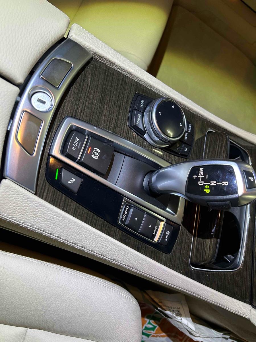 BMW 7 Series 3.0 740i M Sport Saloon 4dr Petrol Auto Euro 5 (s/s) (320 ps)