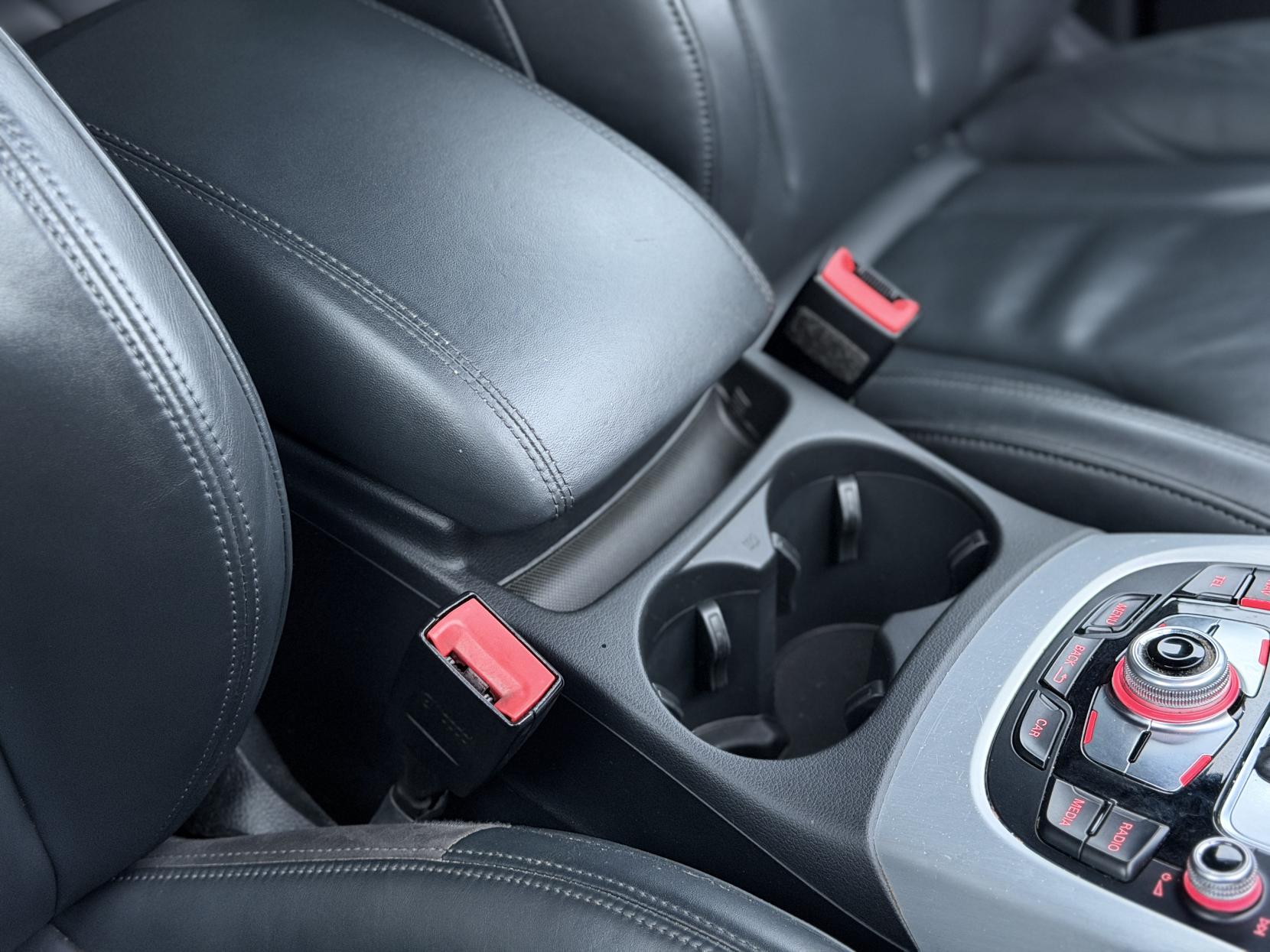 Audi Q5 2.0 TDI S line Plus SUV 5dr Diesel S Tronic quattro Euro 6 (s/s) (190 ps)