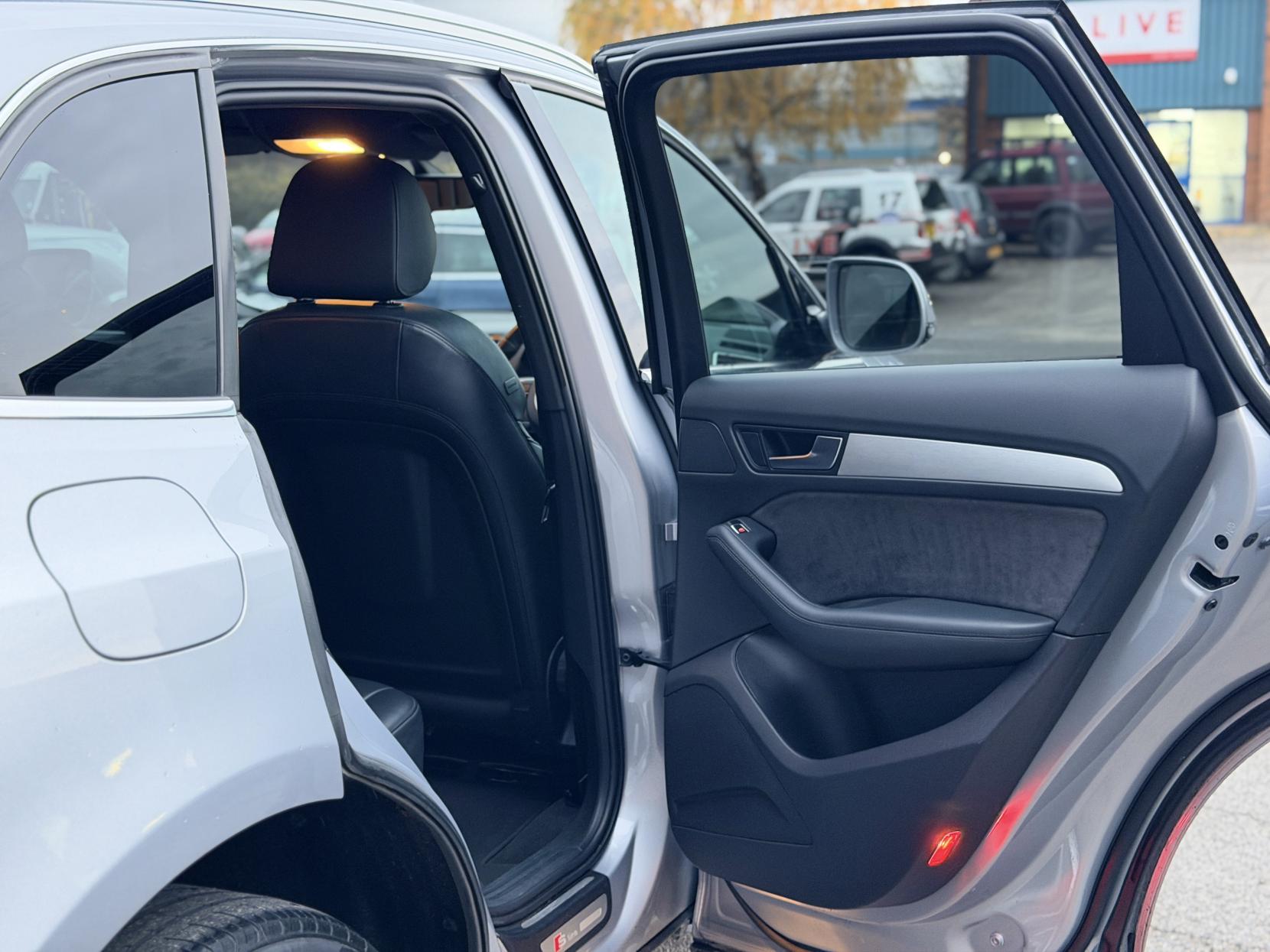 Audi Q5 2.0 TDI S line Plus SUV 5dr Diesel S Tronic quattro Euro 6 (s/s) (190 ps)