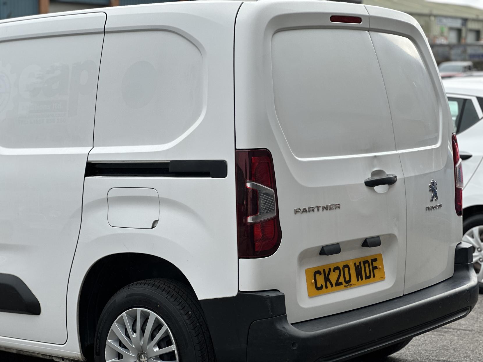 Peugeot Partner 1.5 BlueHDi 650 Professional Standard Panel Van 5dr Diesel Manual SWB Euro 6 (s/s) (75 bhp)