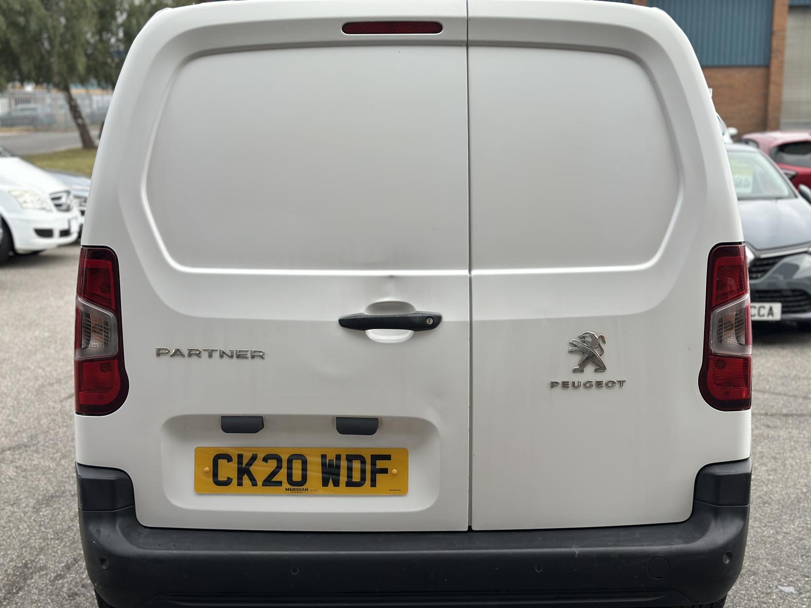 Peugeot Partner 1.5 BlueHDi 650 Professional Standard Panel Van 5dr Diesel Manual SWB Euro 6 (s/s) (75 bhp)
