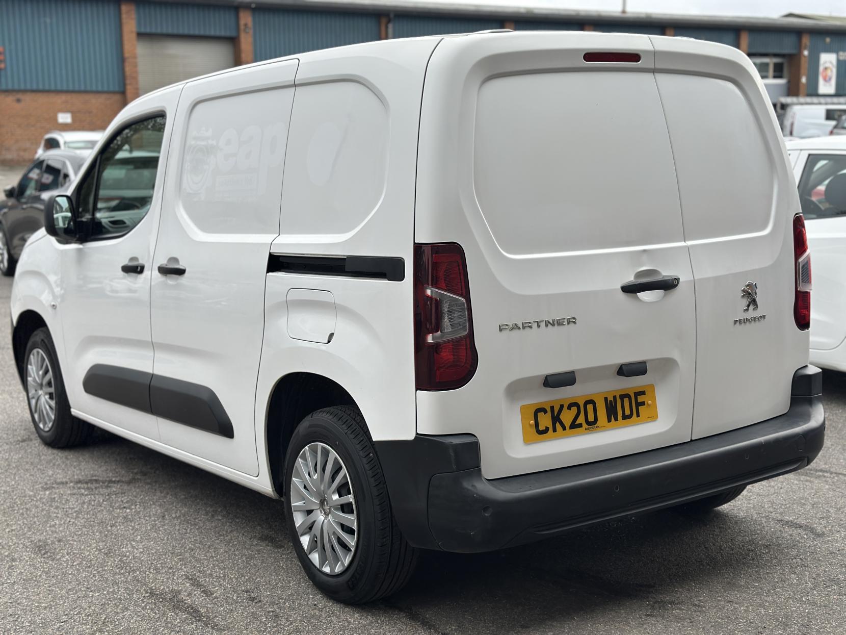 Peugeot Partner 1.5 BlueHDi 650 Professional Standard Panel Van 5dr Diesel Manual SWB Euro 6 (s/s) (75 bhp)