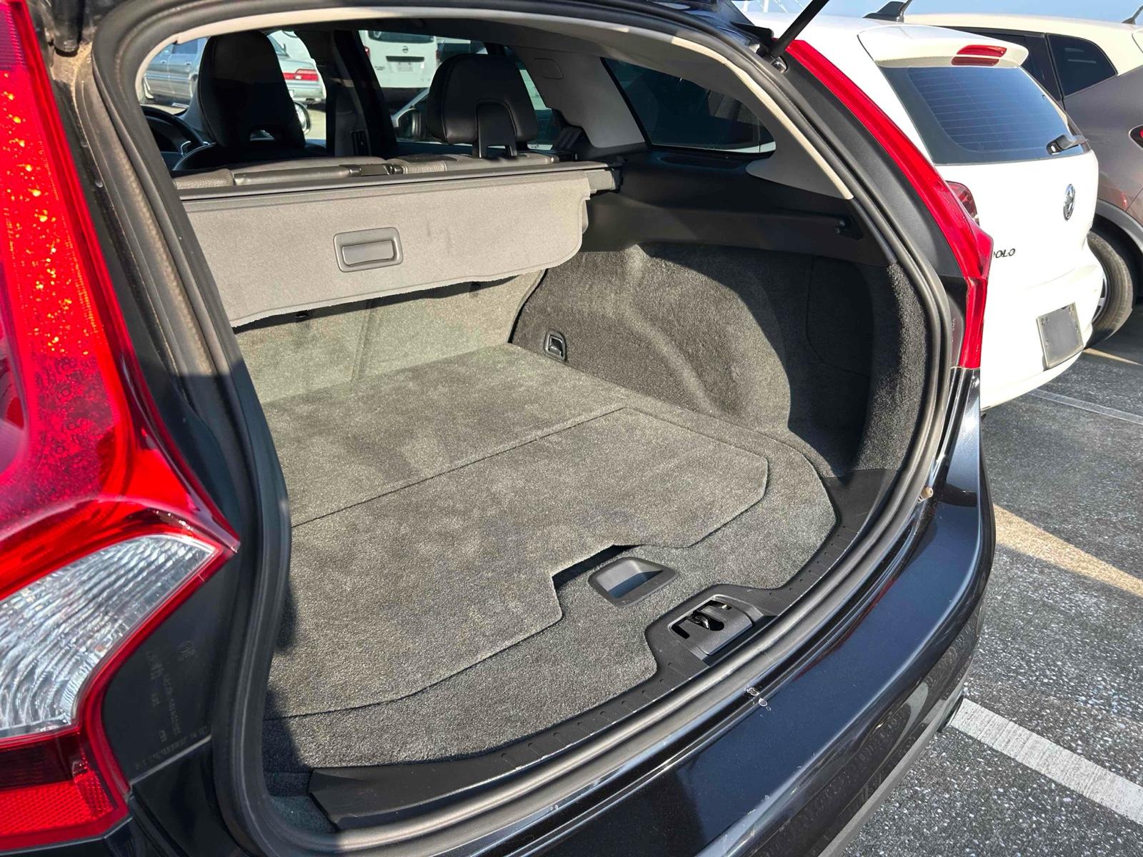 Volvo V60 1.6 T4 SE Lux Nav Estate 5dr Petrol Powershift Euro 5 (180 ps)