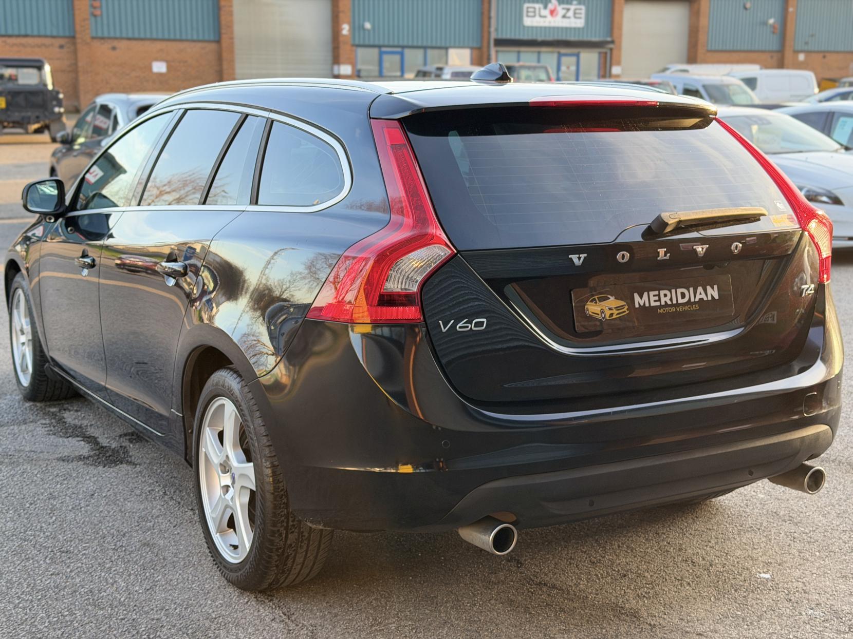 Volvo V60 1.6 T4 SE Lux Nav Estate 5dr Petrol Powershift Euro 5 (180 ps)