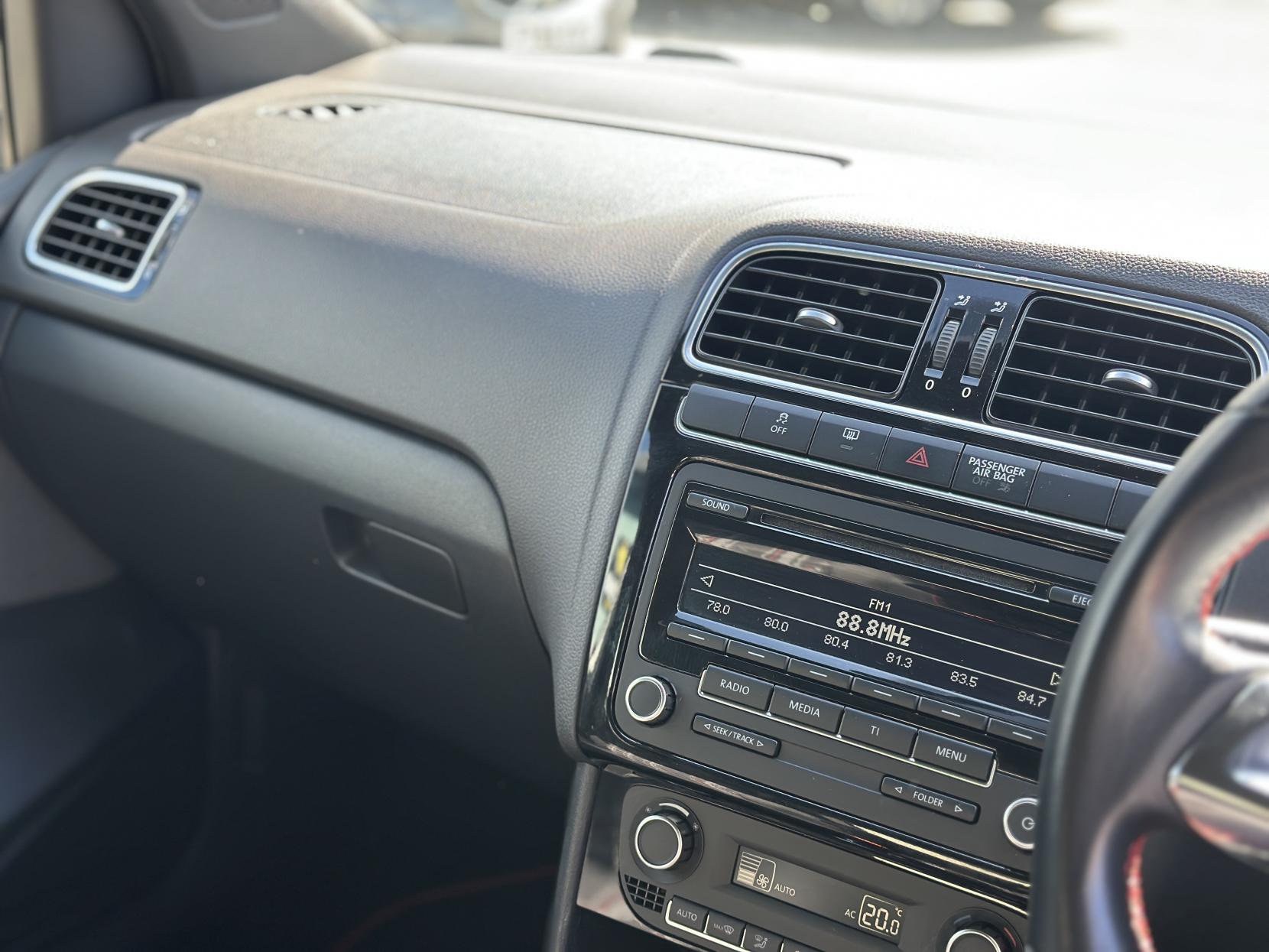 Volkswagen Polo 1.4 TSI GTI Hatchback 5dr Petrol DSG Euro 5 (180 ps)