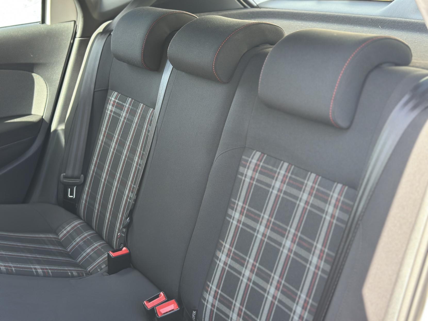 Volkswagen Polo 1.4 TSI GTI Hatchback 5dr Petrol DSG Euro 5 (180 ps)