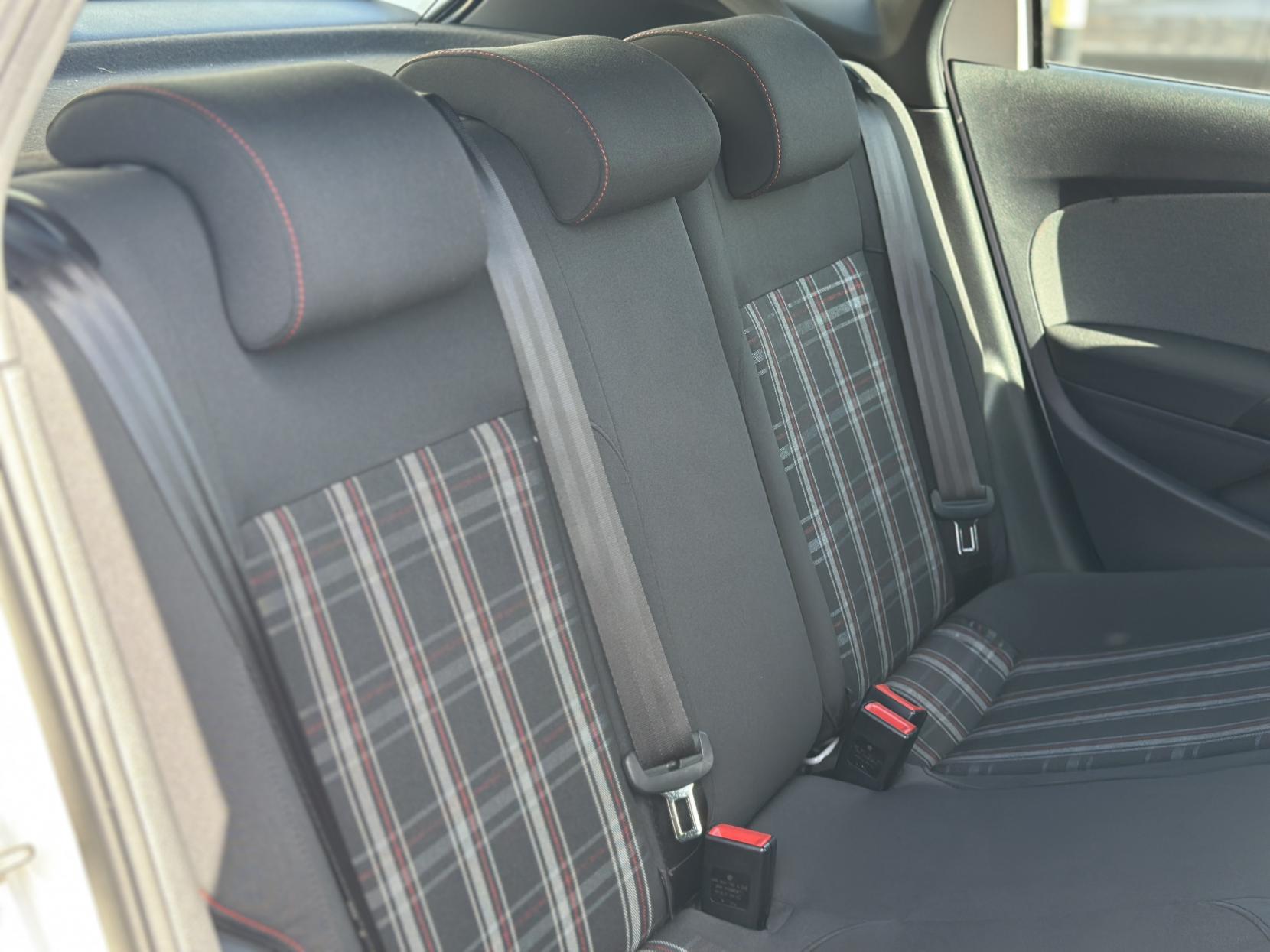 Volkswagen Polo 1.4 TSI GTI Hatchback 5dr Petrol DSG Euro 5 (180 ps)