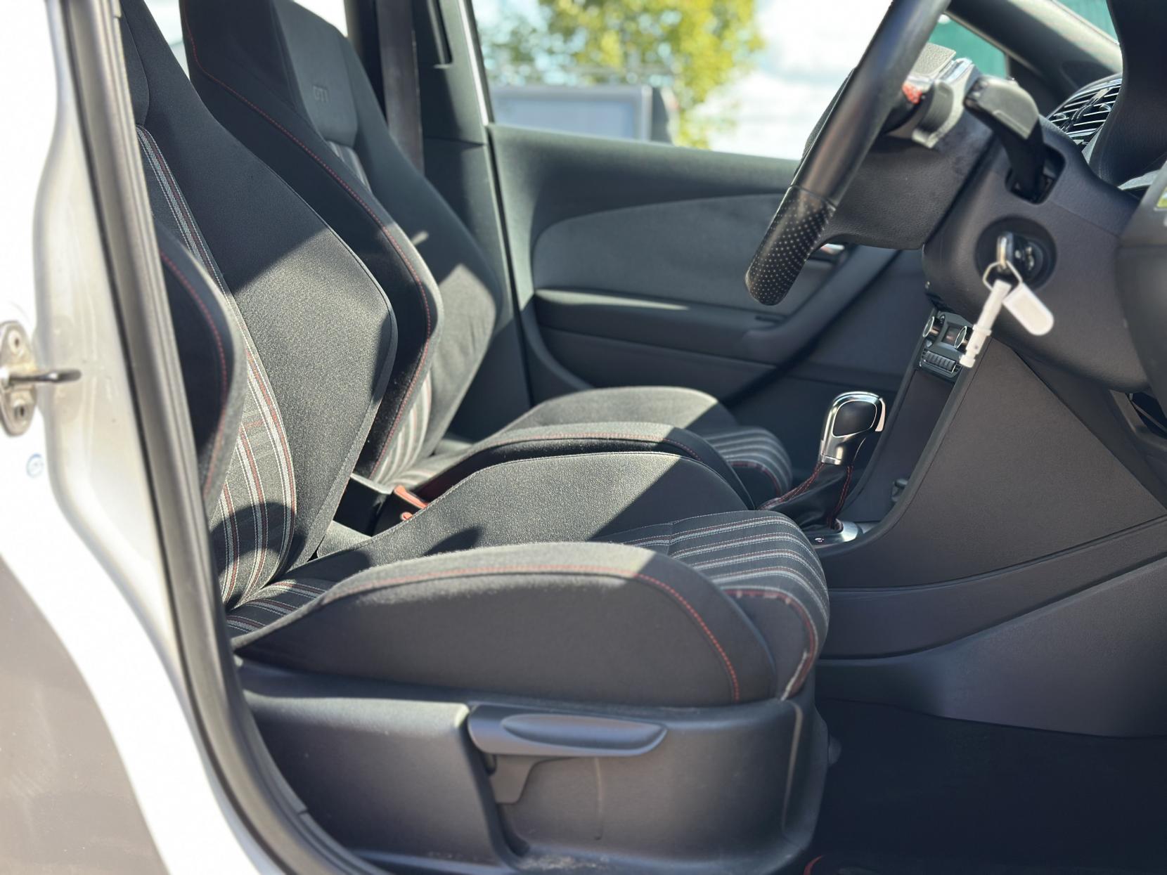 Volkswagen Polo 1.4 TSI GTI Hatchback 5dr Petrol DSG Euro 5 (180 ps)