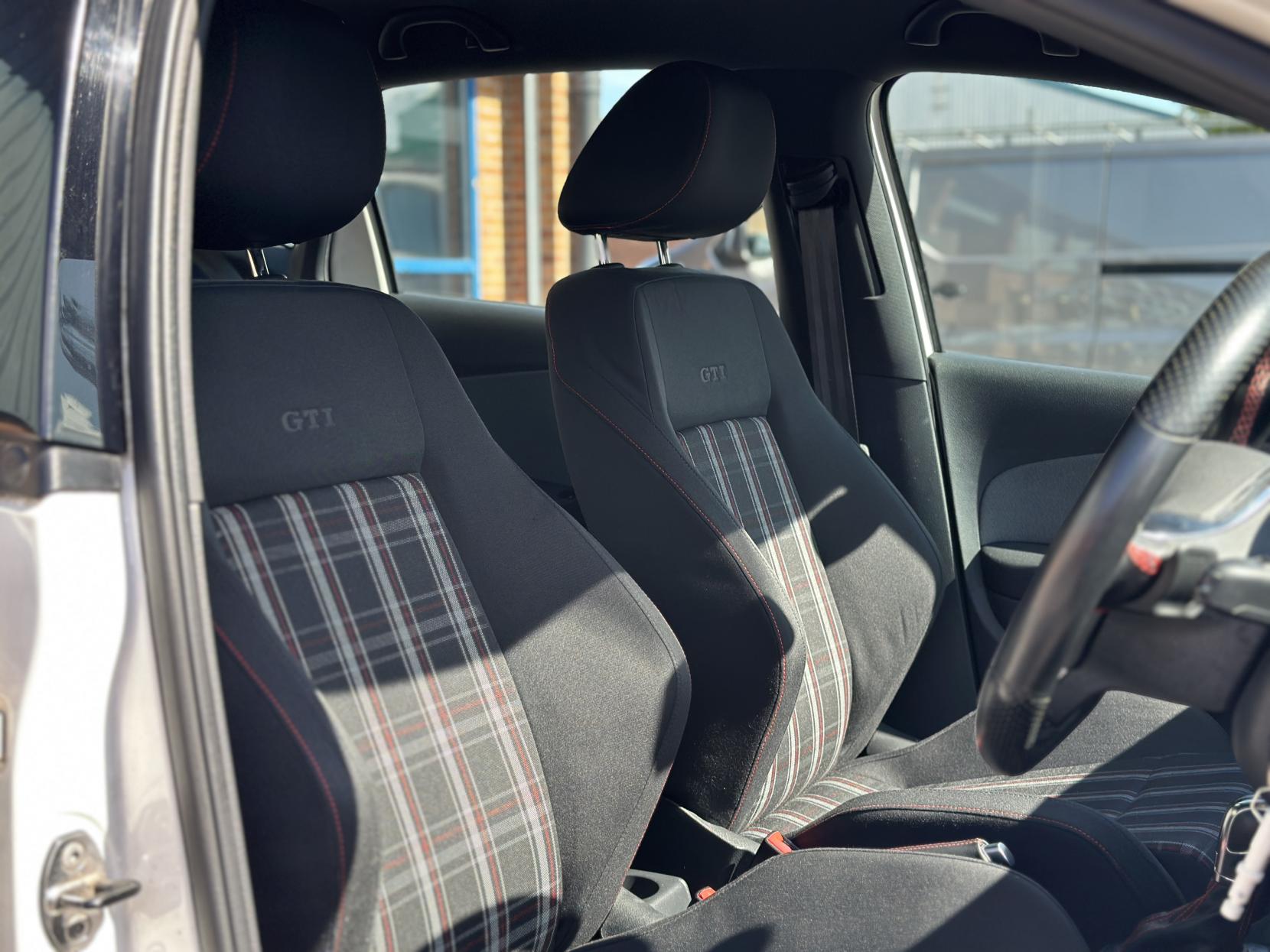 Volkswagen Polo 1.4 TSI GTI Hatchback 5dr Petrol DSG Euro 5 (180 ps)