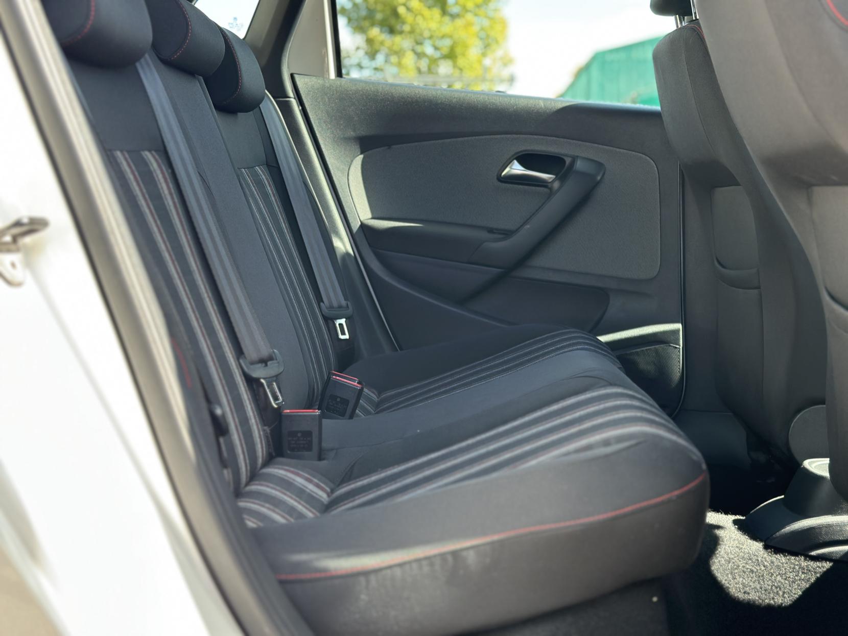 Volkswagen Polo 1.4 TSI GTI Hatchback 5dr Petrol DSG Euro 5 (180 ps)