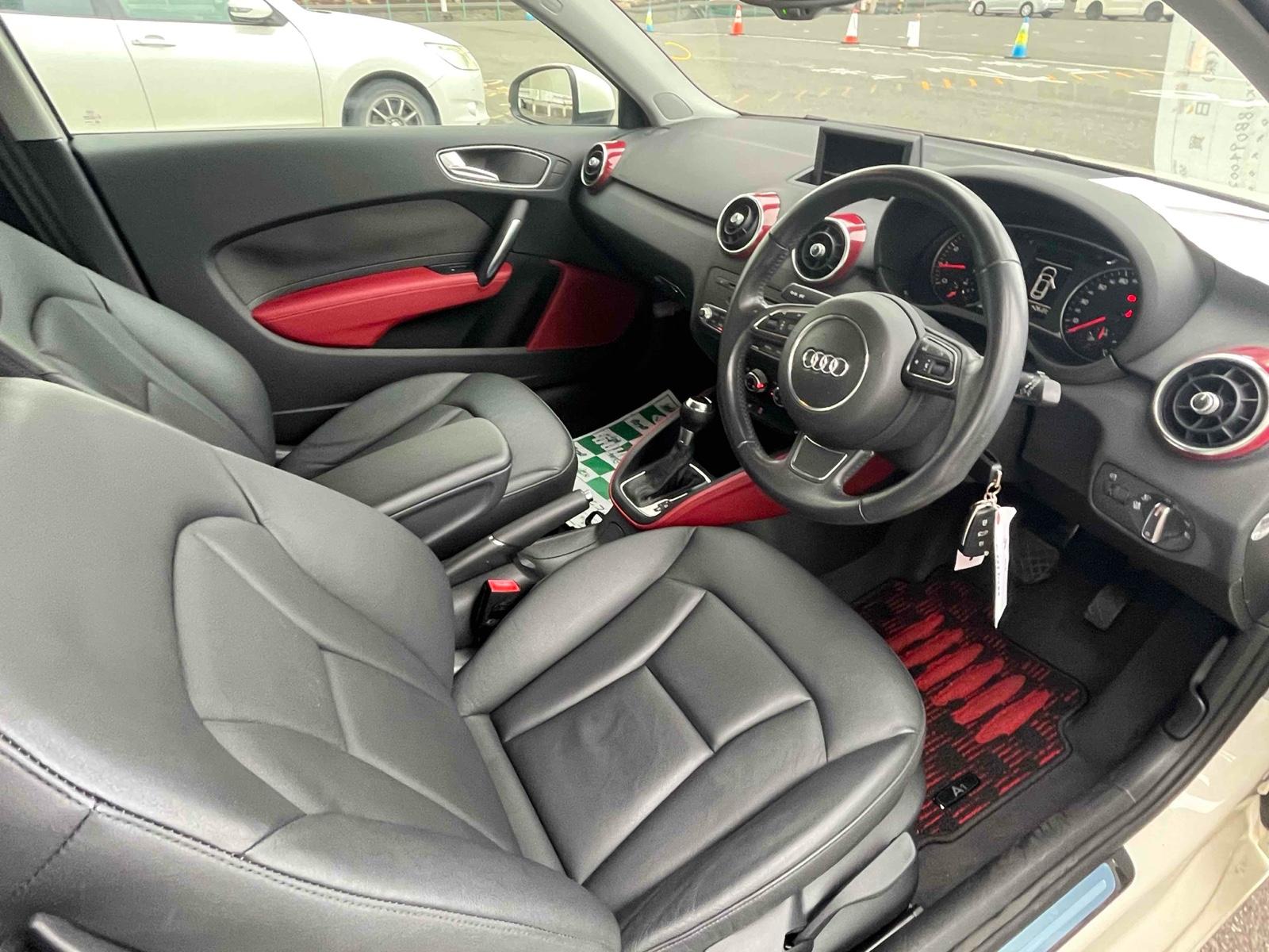 Audi A1 1.4 TFSI Attraction Hatchback 3dr Petrol S Tronic Euro 5 (s/s) (122 ps)