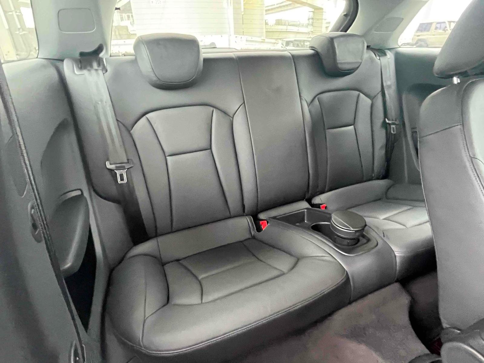 Audi A1 1.4 TFSI Attraction Hatchback 3dr Petrol S Tronic Euro 5 (s/s) (122 ps)