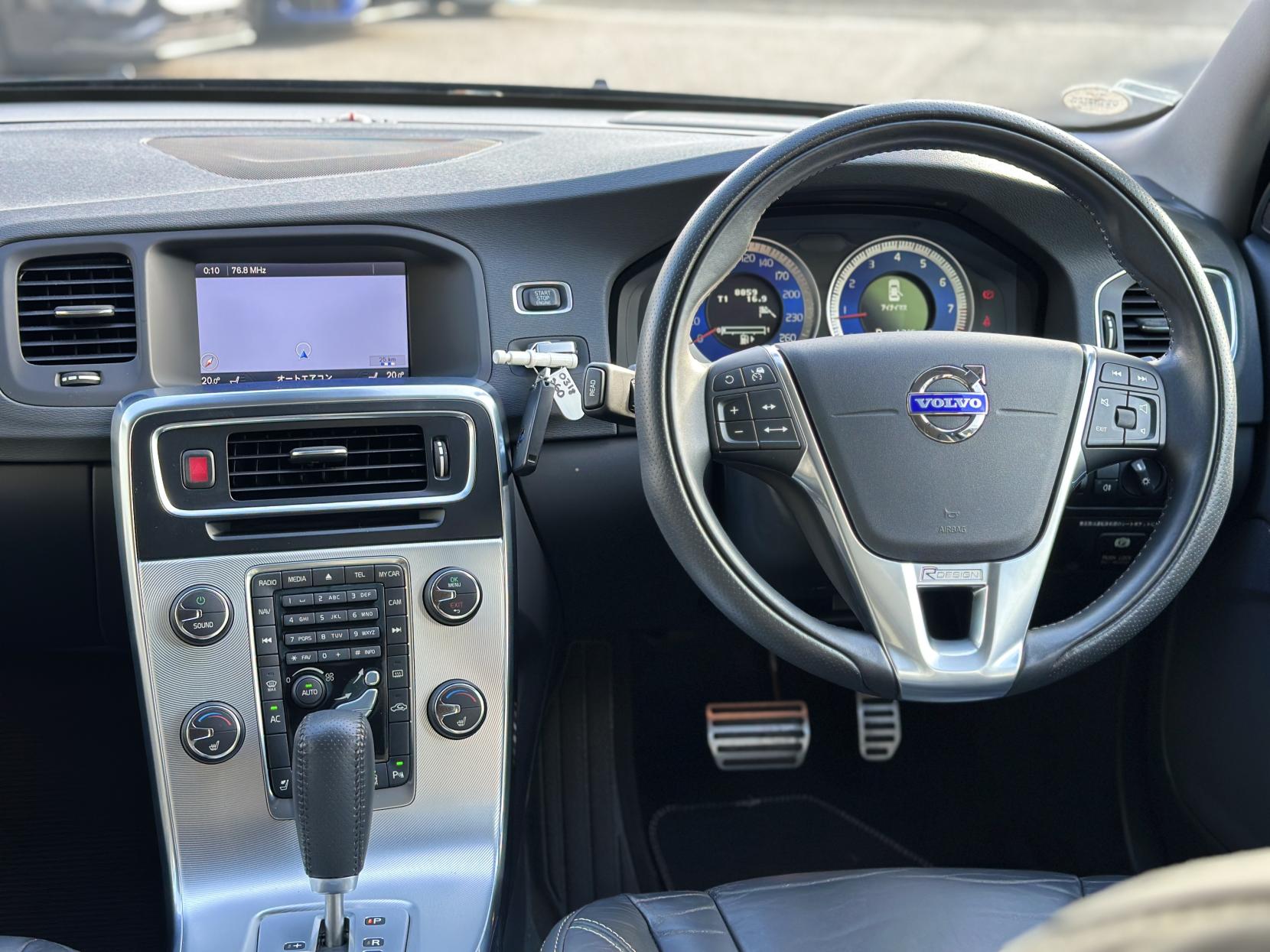 Volvo S60 1.6 T4 R-Design Nav Saloon 4dr Petrol Powershift Euro 5 (180 ps)