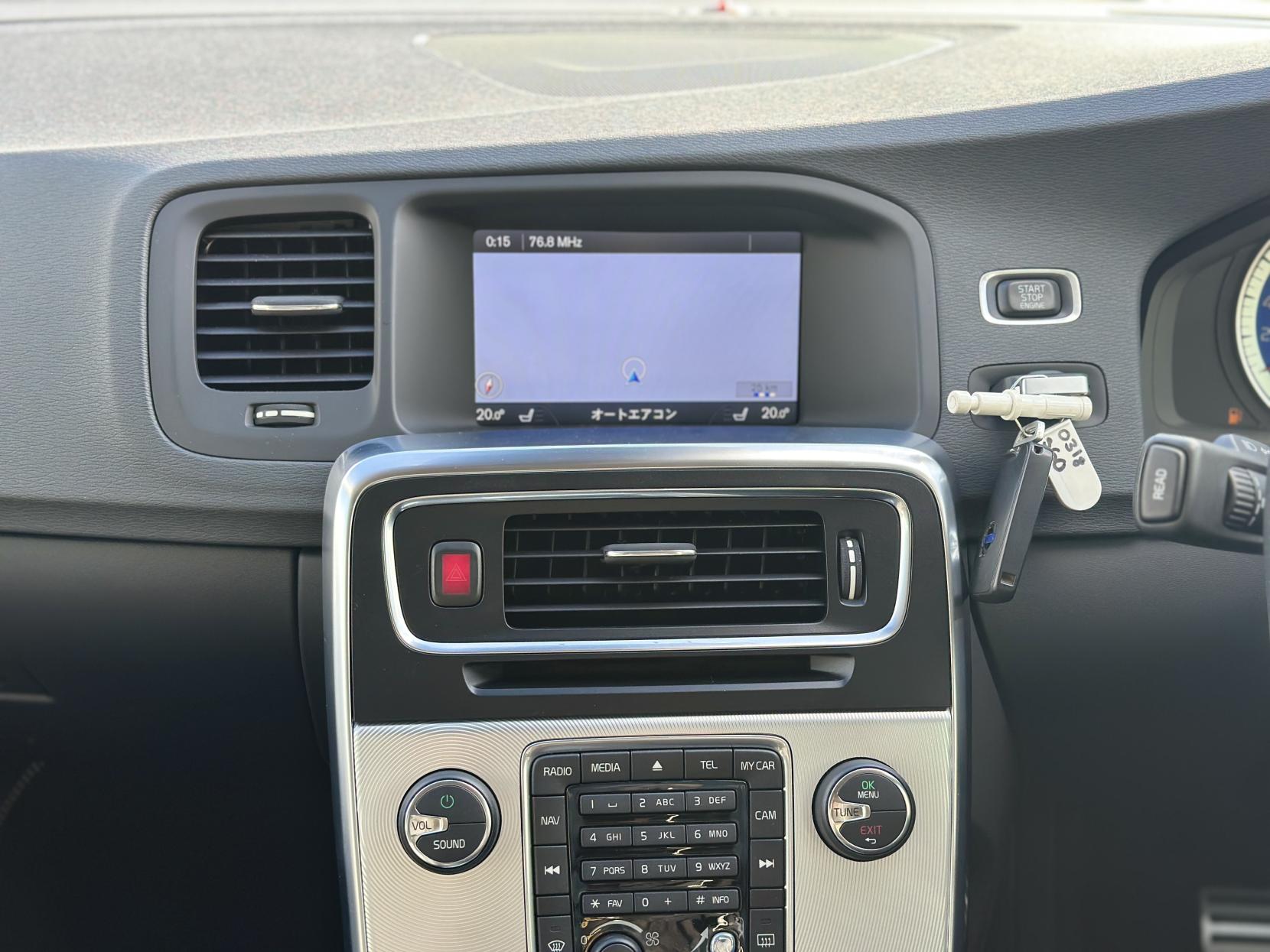 Volvo S60 1.6 T4 R-Design Nav Saloon 4dr Petrol Powershift Euro 5 (180 ps)