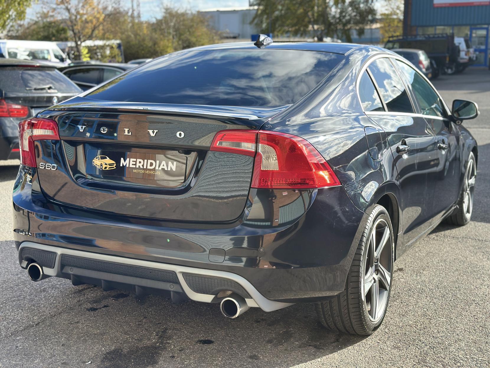 Volvo S60 1.6 T4 R-Design Nav Saloon 4dr Petrol Powershift Euro 5 (180 ps)