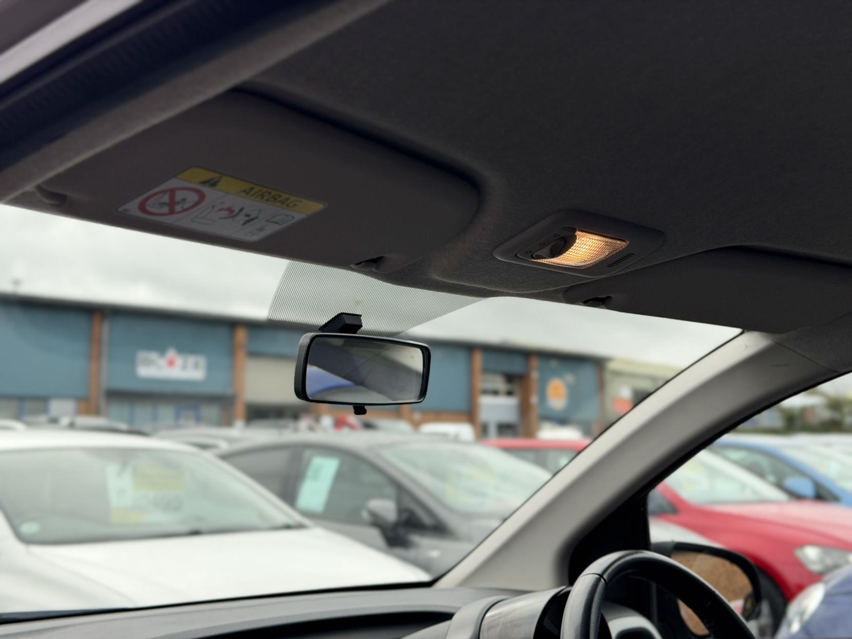 Citroen C1 1.0 VTi Flair Hatchback 5dr Petrol ETG5 Euro 5 (Euro 5) (68 ps)