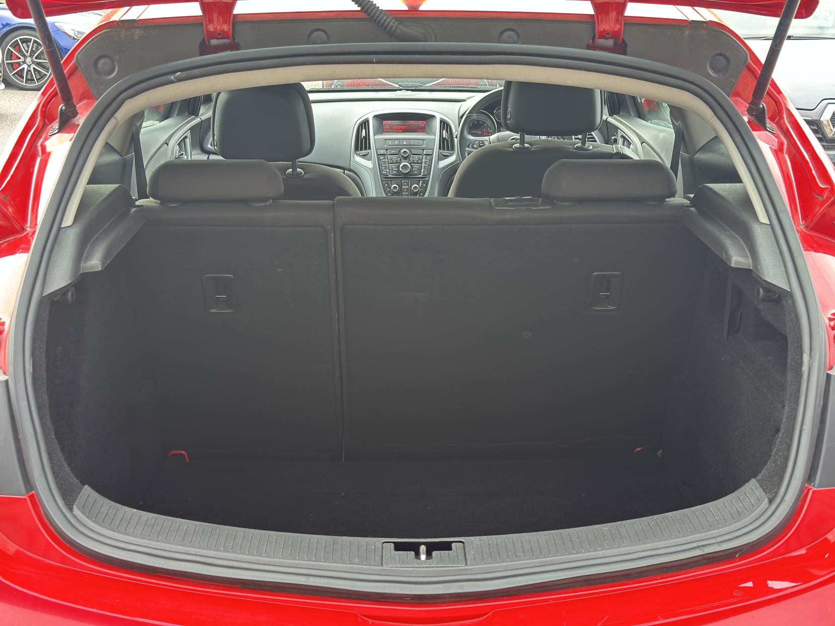 Vauxhall Astra GTC 1.4T 16V Sport Coupe 3dr Petrol Manual Euro 5 (s/s) (120 ps)