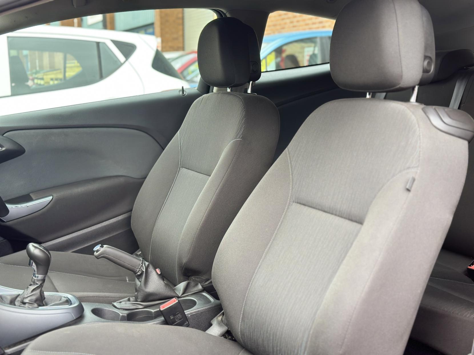 Vauxhall Astra GTC 1.4T 16V Sport Coupe 3dr Petrol Manual Euro 5 (s/s) (120 ps)