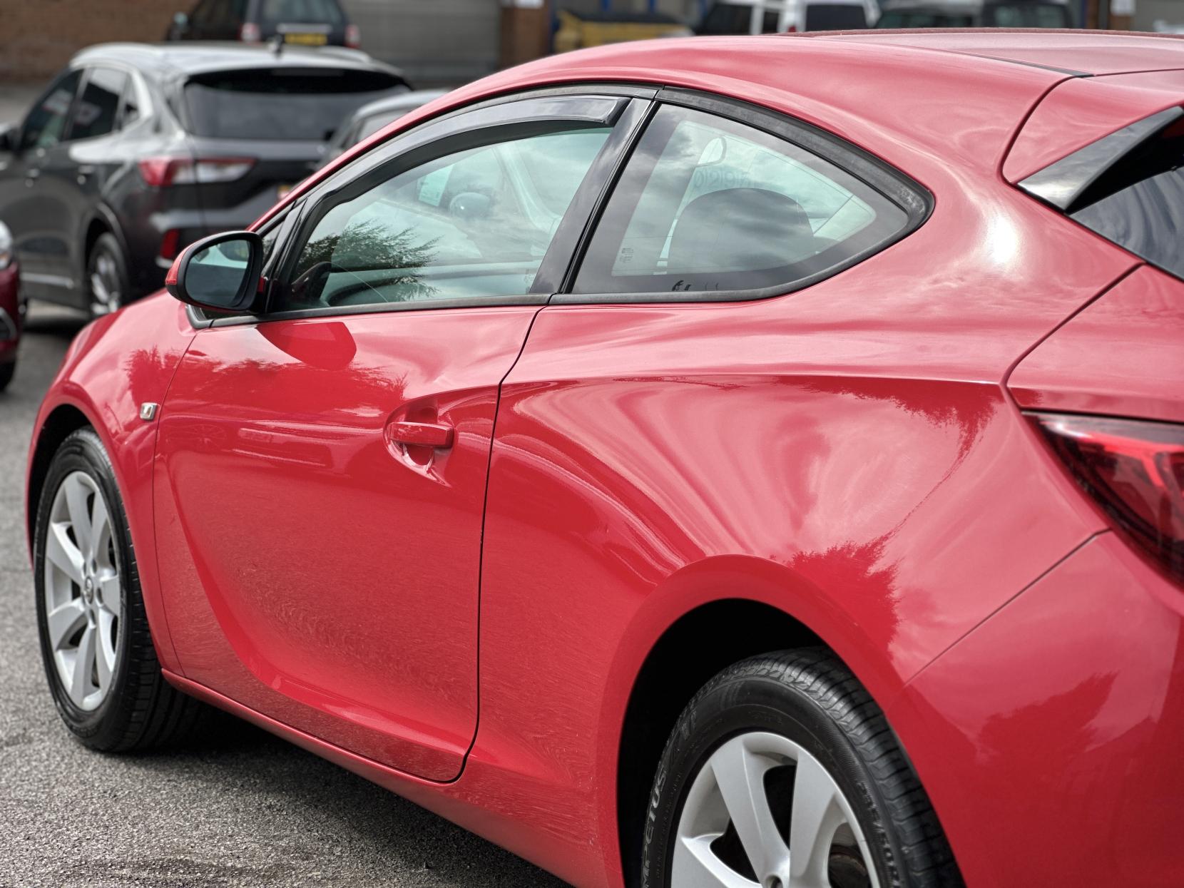 Vauxhall Astra GTC 1.4T 16V Sport Coupe 3dr Petrol Manual Euro 5 (s/s) (120 ps)