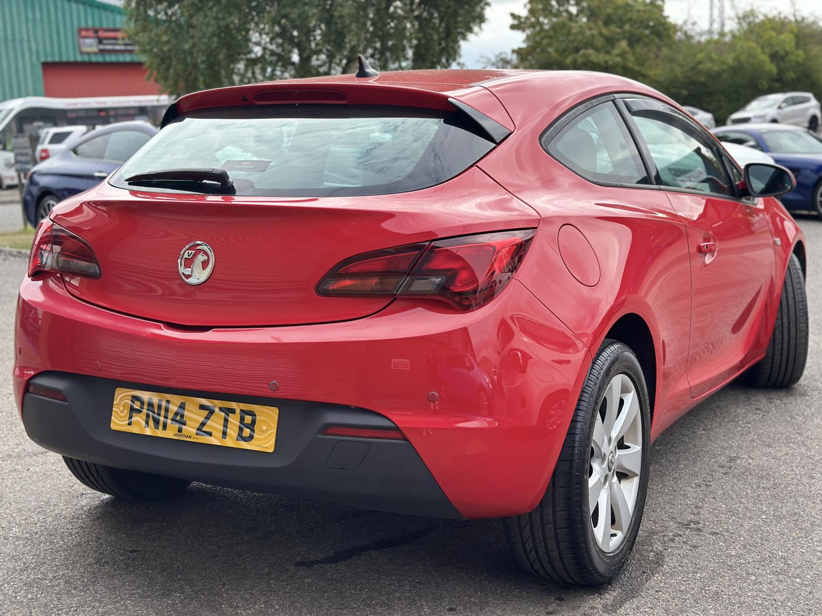 Vauxhall Astra GTC 1.4T 16V Sport Coupe 3dr Petrol Manual Euro 5 (s/s) (120 ps)