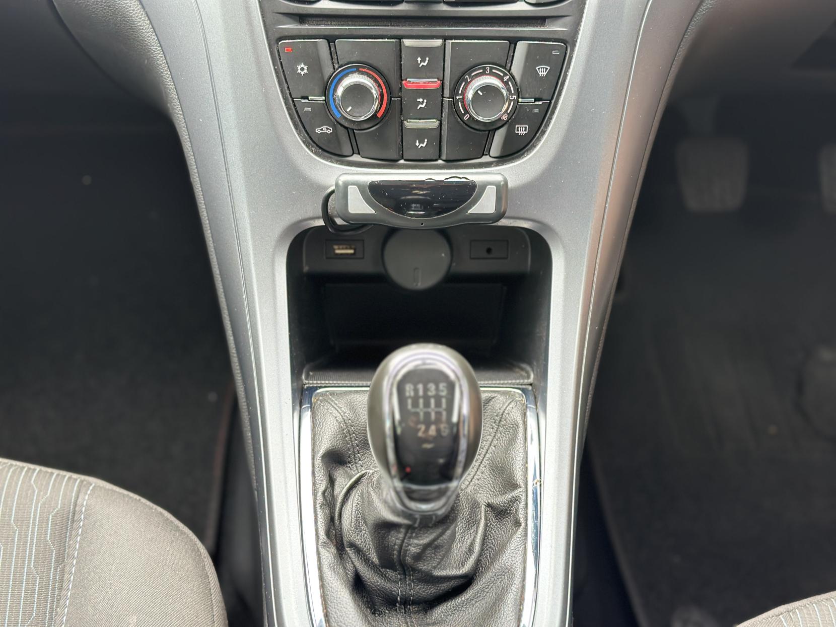 Vauxhall Astra GTC 1.4T 16V Sport Coupe 3dr Petrol Manual Euro 5 (s/s) (120 ps)