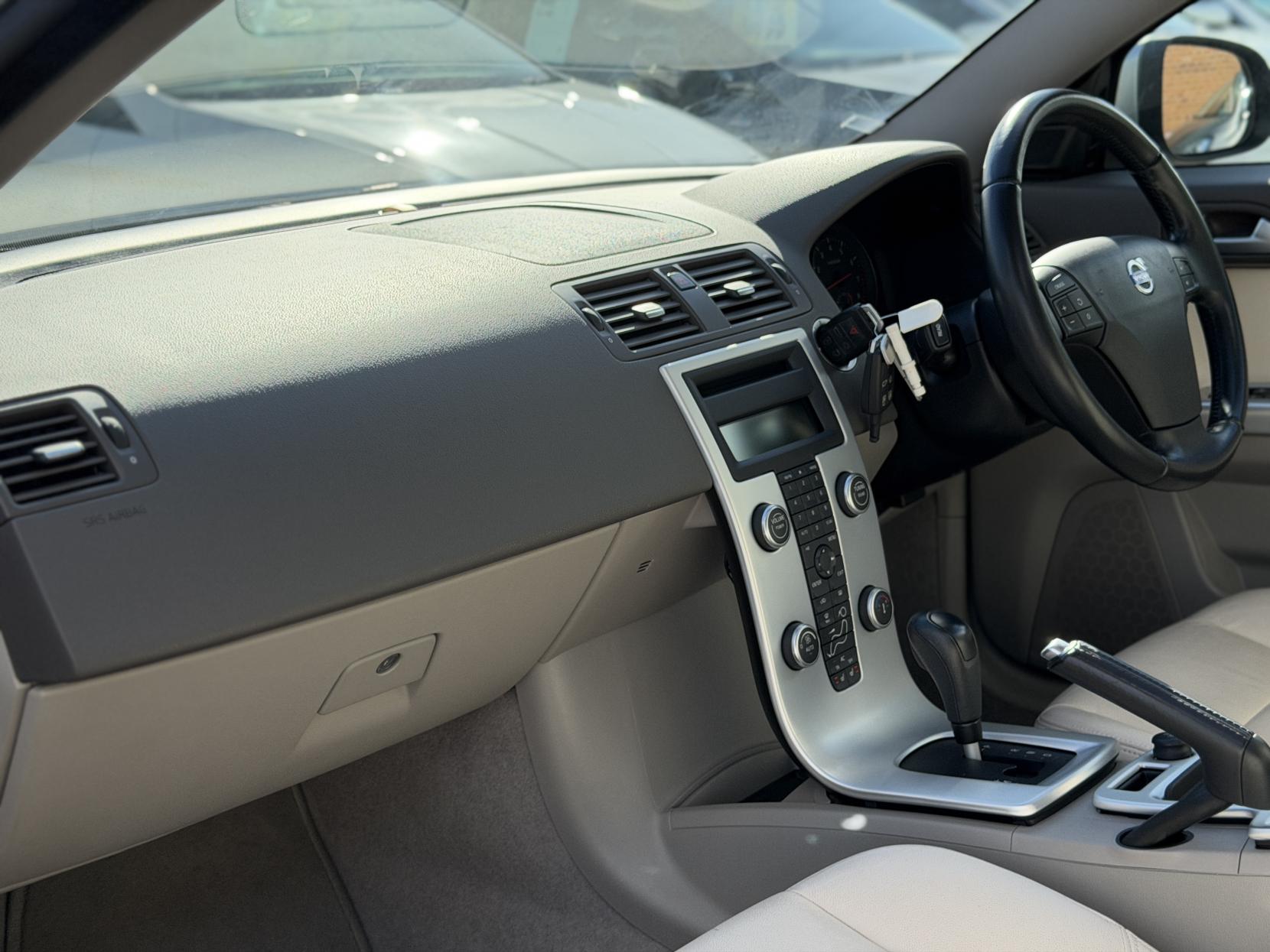 Volvo V50 2.0 CLASSIC V50 (facelift 2007)