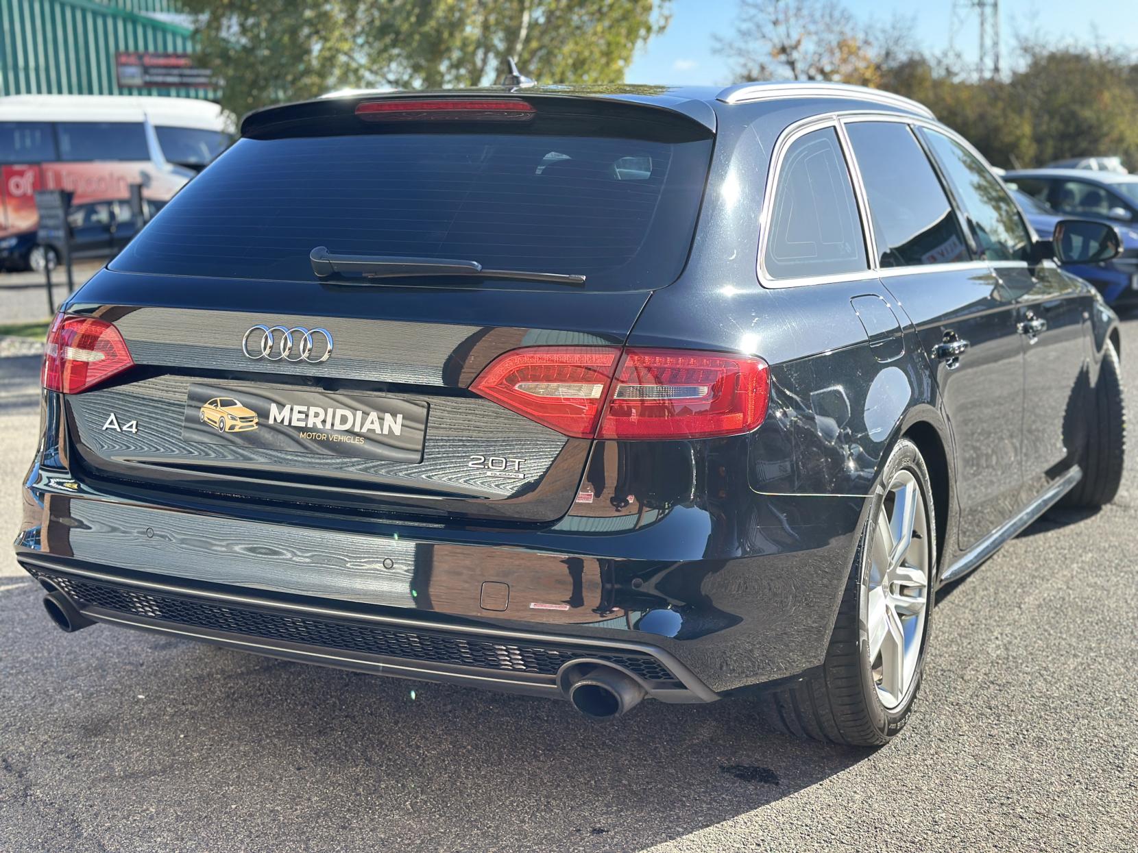 Audi A4 Avant 2.0 TFSI S line Estate 5dr Petrol S Tronic quattro Euro 5 (s/s) (211 ps)