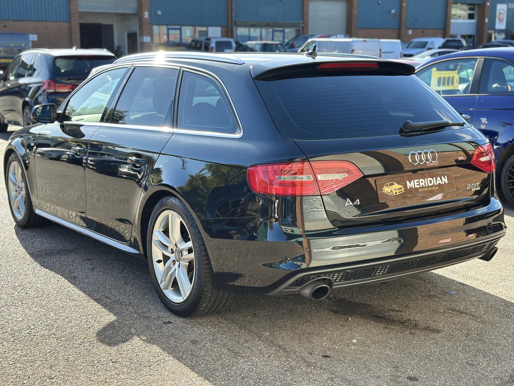 Audi A4 Avant 2.0 TFSI S line Estate 5dr Petrol S Tronic quattro Euro 5 (s/s) (211 ps)