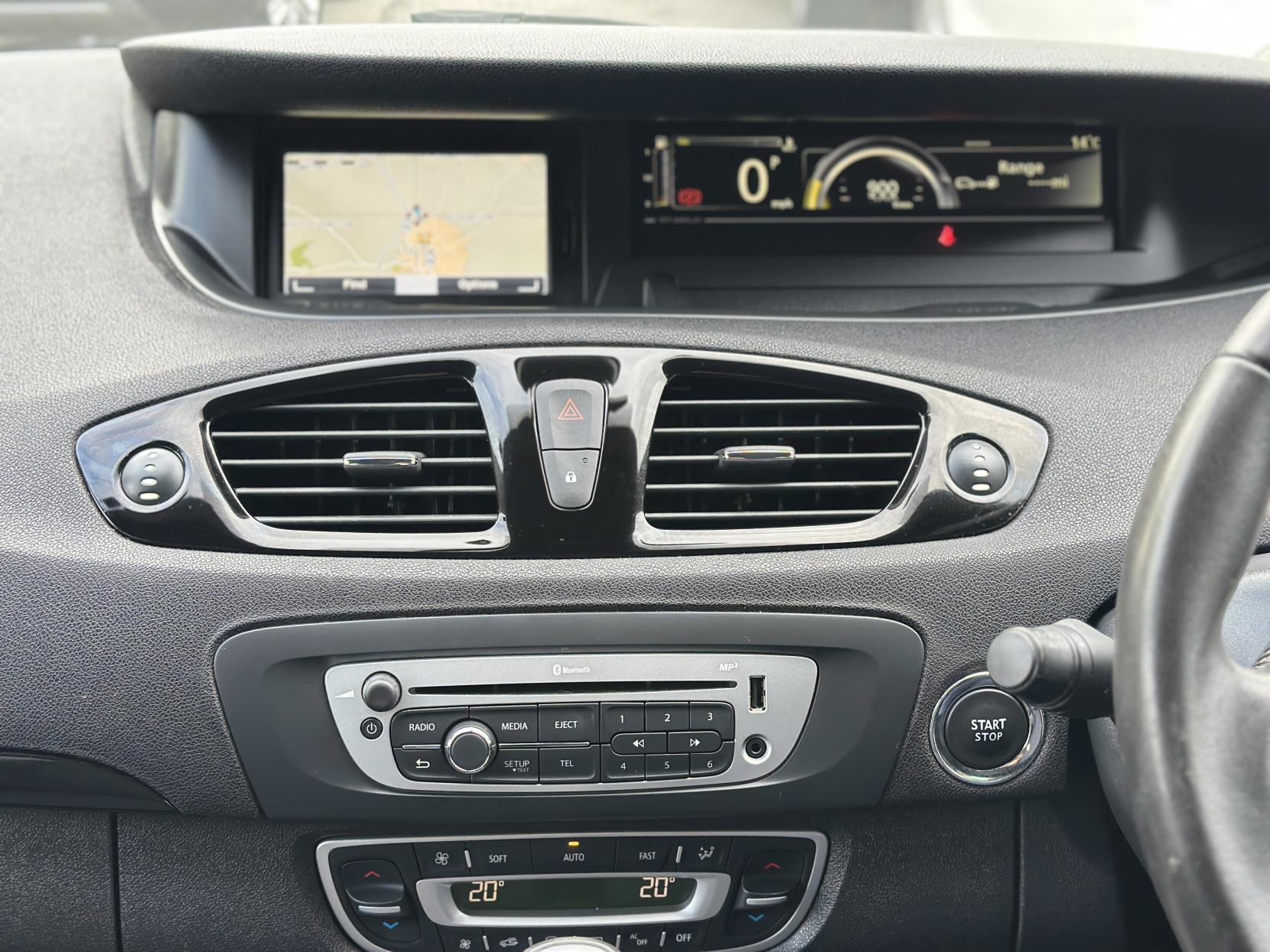 Renault Scenic 1.5 dCi Dynamique TomTom MPV 5dr Diesel EDC Euro 5 (110 ps)