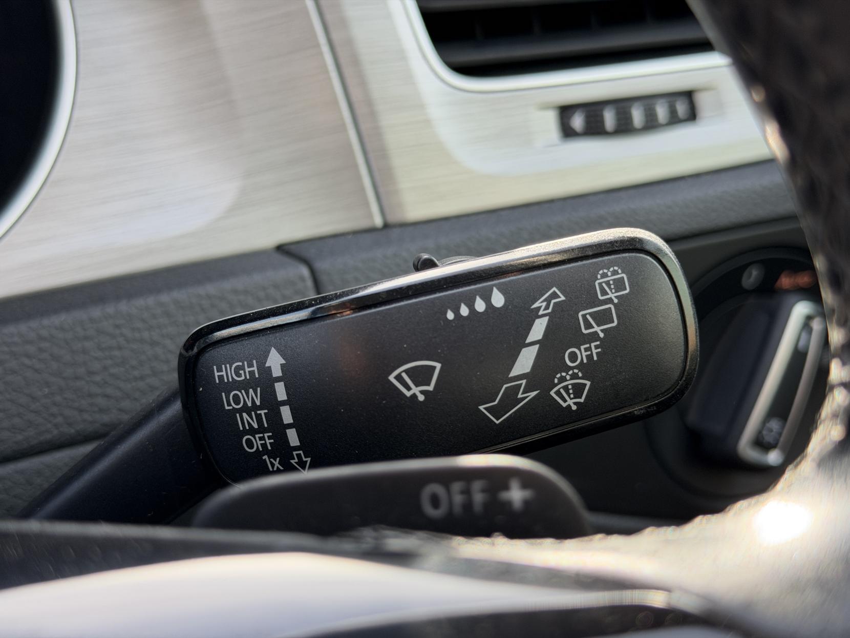 Volkswagen Golf 1.2 TSI BlueMotion Tech S Hatchback 5dr Petrol DSG Euro 5 (s/s) (105 ps)