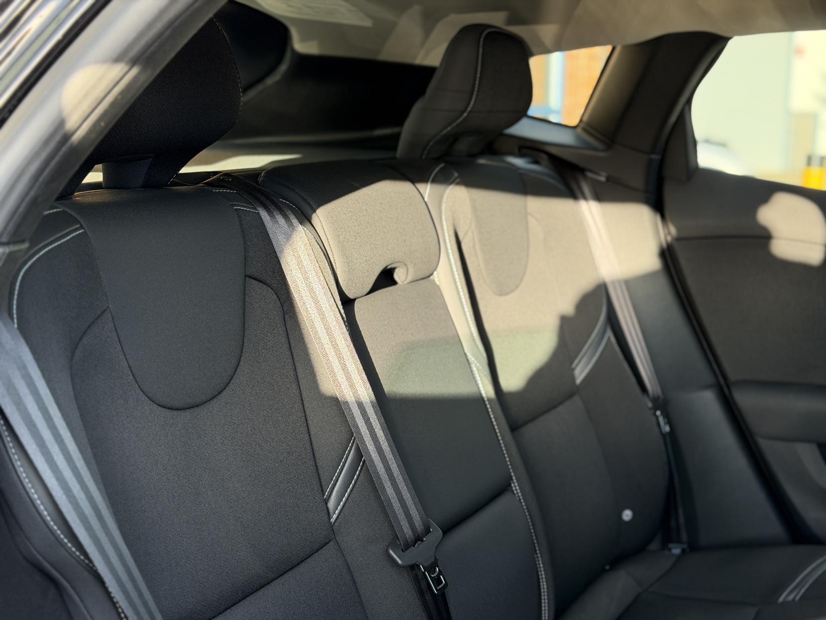 Volvo V40 2.0 D4 SE Nav Hatchback 5dr Diesel Geartronic Euro 6 (s/s) (190 ps)